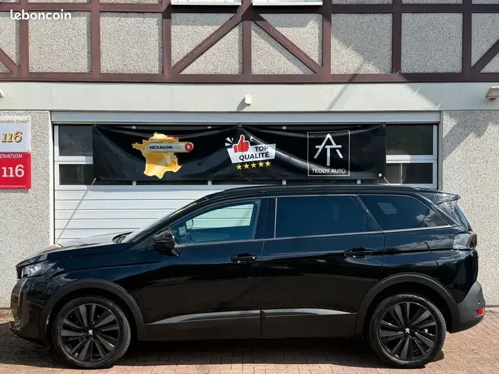 Peugeot 5008 2024 photo 3