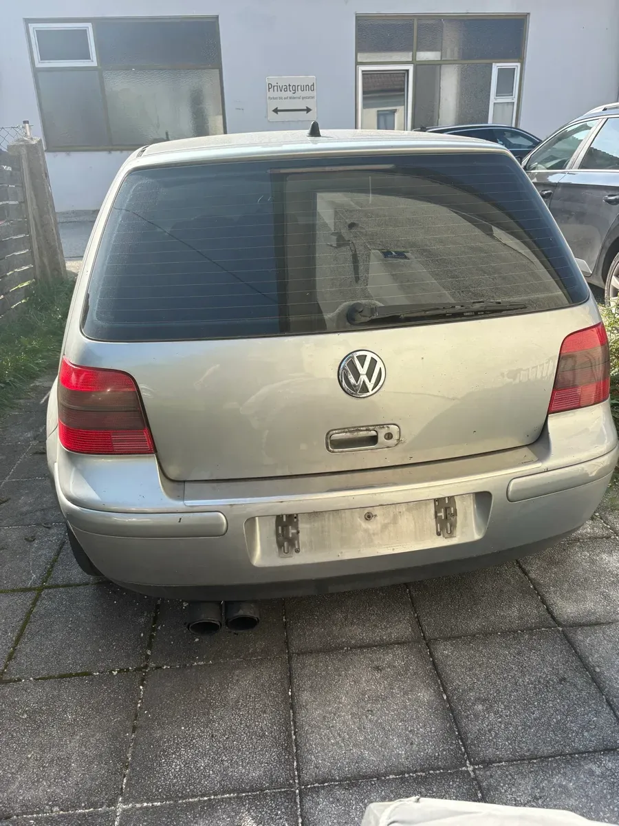 Volkswagen Golf 2003 photo 3