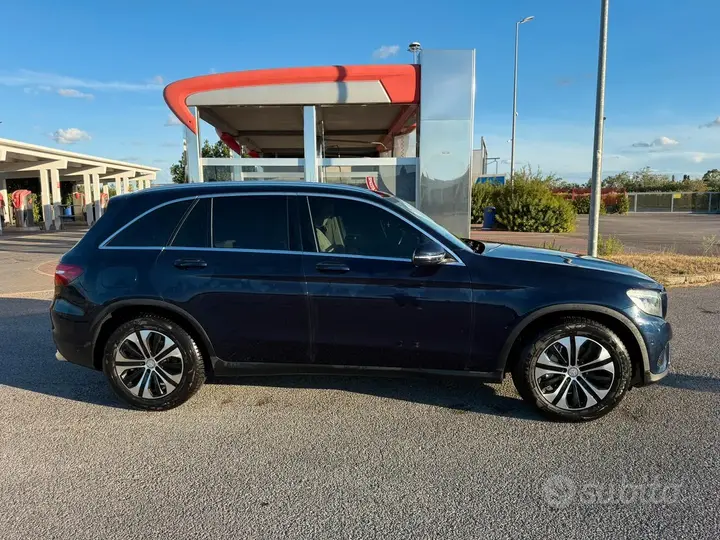 Mercedes-Benz Glc 2016 photo 2