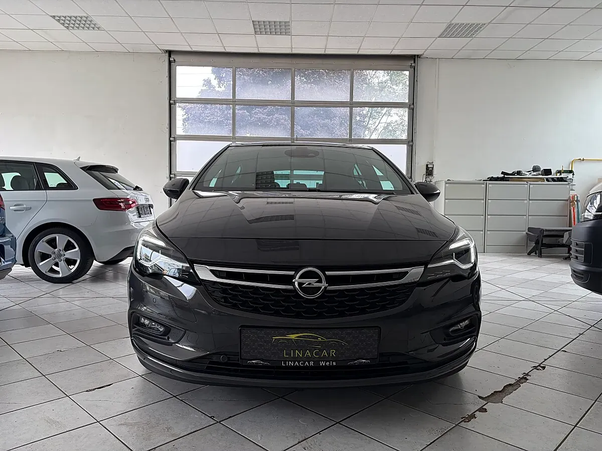 Opel Astra 2017 photo 2