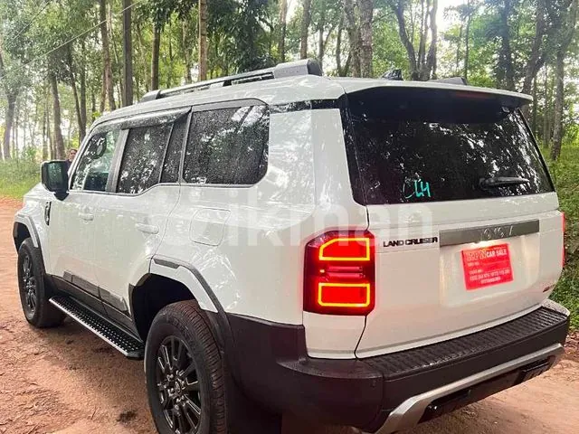 Toyota Land Cruiser 2025 photo 5