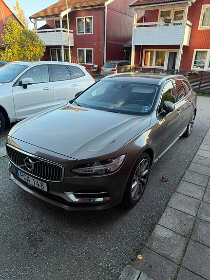 Volvo V90