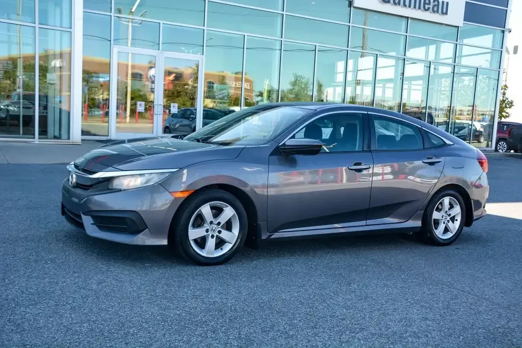 Honda Civic 2016 photo 2