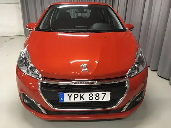 Peugeot 208 2018 photo 2