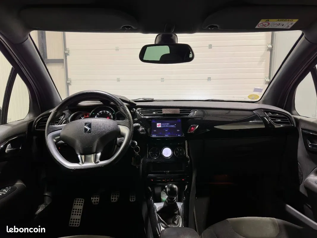 DS Automobiles Ds 3 2018 photo 5