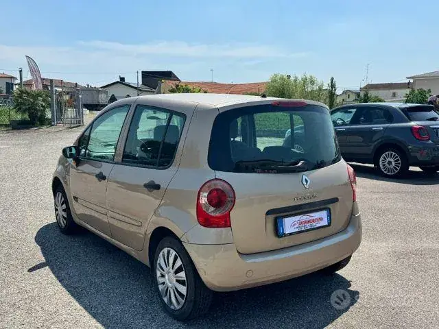 Renault Modus 2005 photo 5