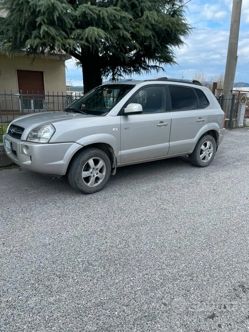 Hyundai Tucson 2008 photo 2