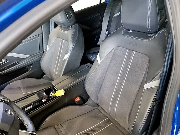 Opel Astra 2024 photo 5
