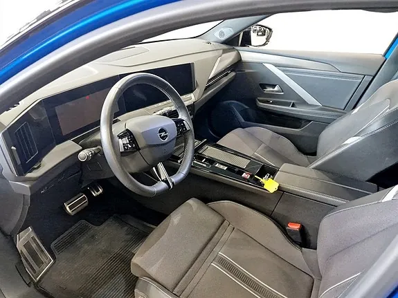 Opel Astra 2024 photo 4