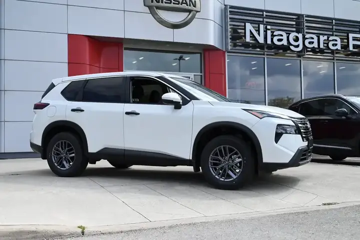 Nissan Rogue 2026 photo 3