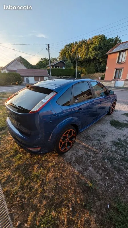 Ford Focus 2008 photo 2
