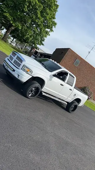 Dodge Ram 3500 2004 photo 3