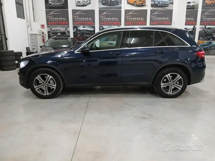 Mercedes-Benz Glc 2018 photo 4