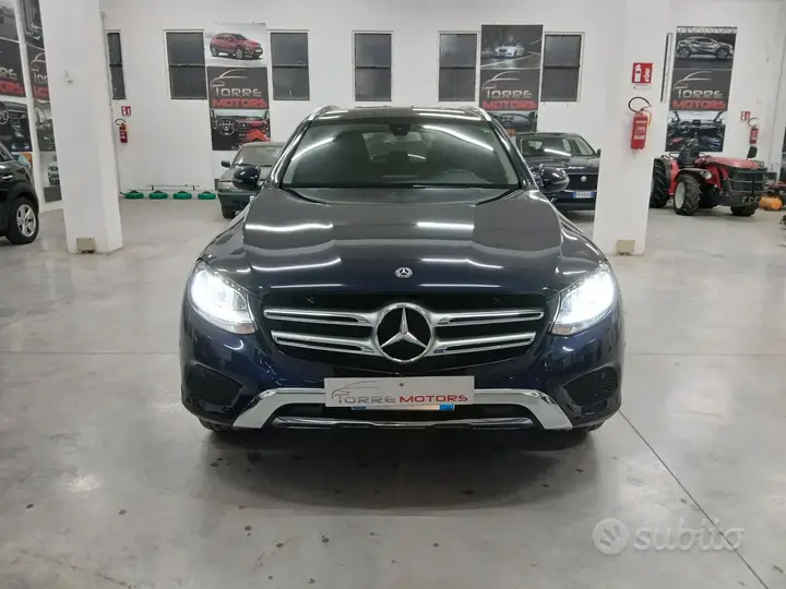 Mercedes-Benz Glc 2018 photo 2