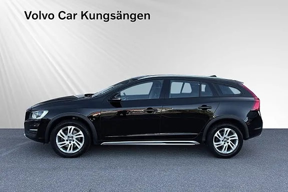 Volvo V60 Cross Country 2018 photo 3