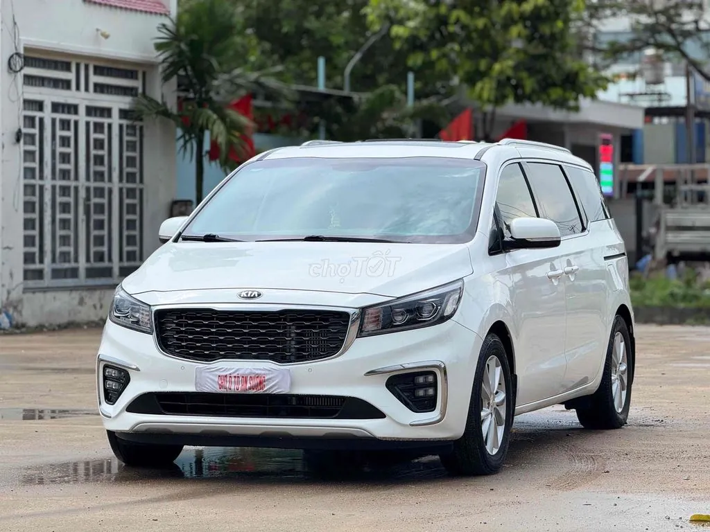 Kia Sedona 2020 photo 3