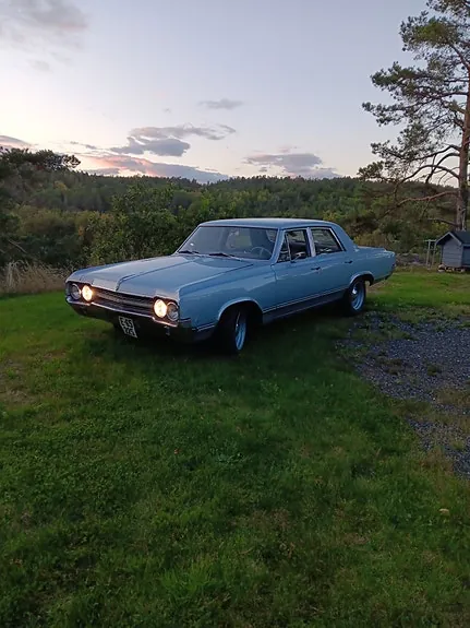 Oldsmobile F68 1965 photo 5