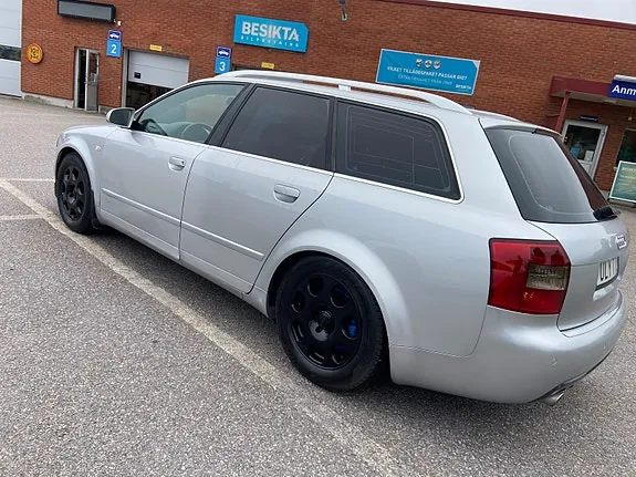 Audi A4 2004 photo 5