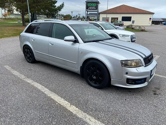 Audi A4 2004 photo 4