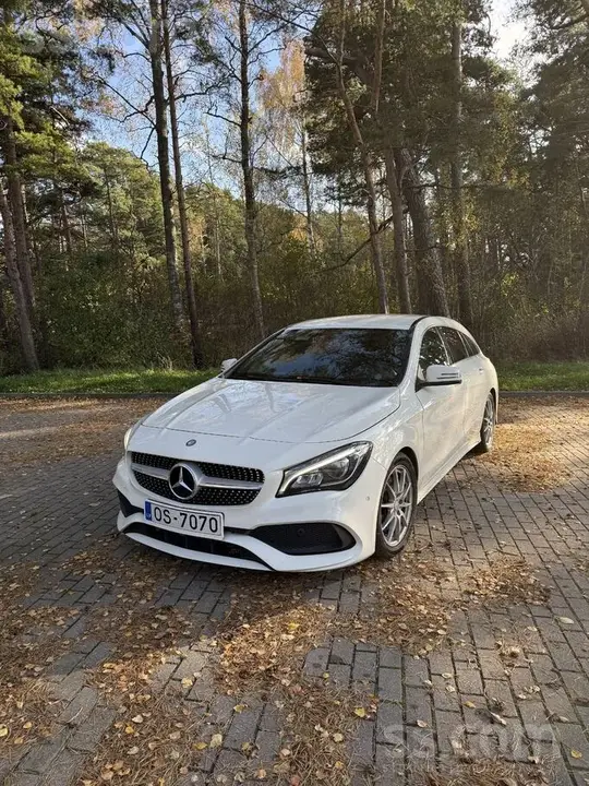 Mercedes-Benz Cla220
