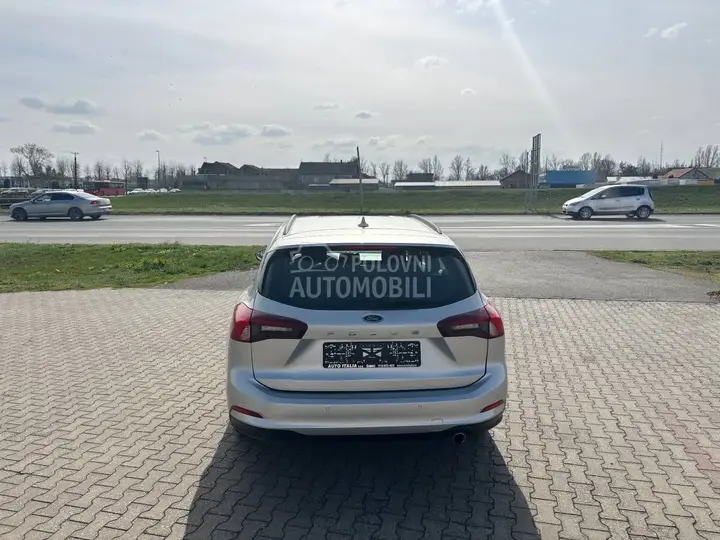 Ford Focus 2022 photo 4