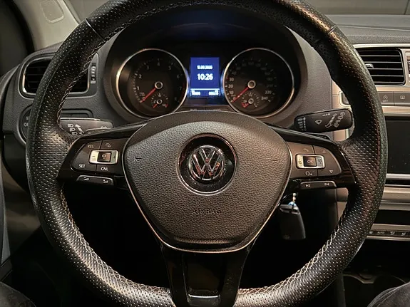 Volkswagen Polo Cross 2017 photo 5