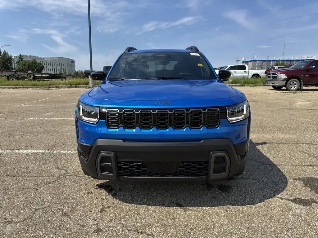 Jeep Cherokee 2026 photo 2