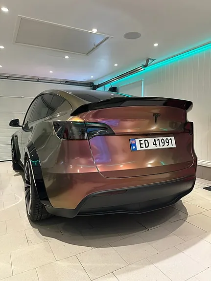 Tesla Model Y 2021 photo 2