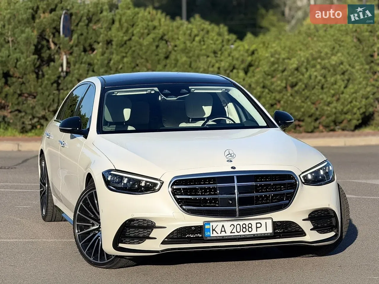 Mercedes-Benz S-Class 2023 photo 5