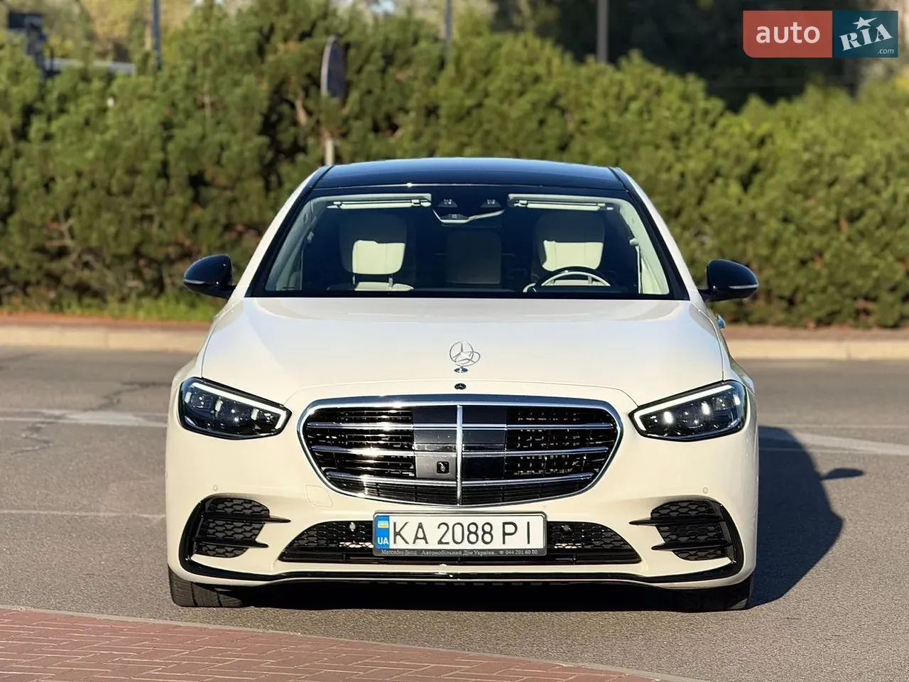 Mercedes-Benz S-Class 2023 photo 4