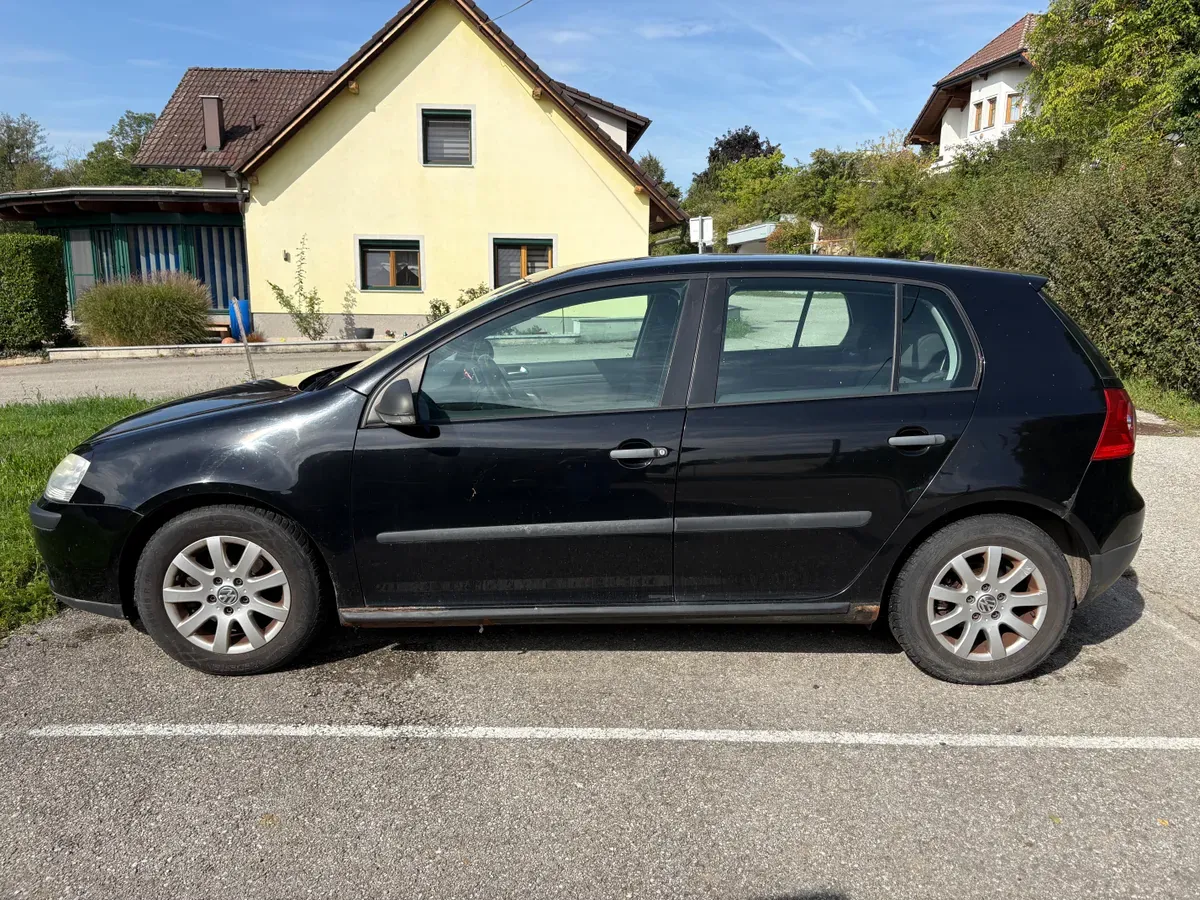Volkswagen Golf 2006 photo 2