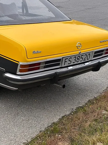Opel Rekord 1977 photo 3