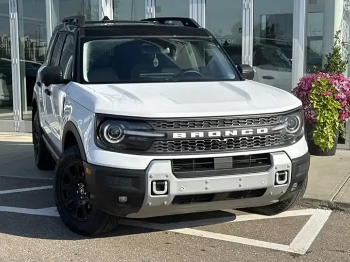 Ford Bronco Sport 2025 photo 2