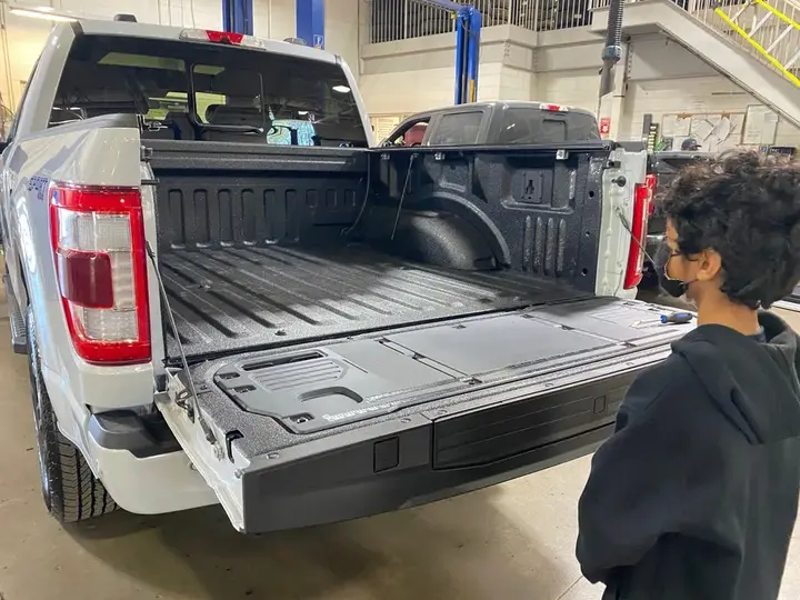 Ford F-150 2021 photo 2