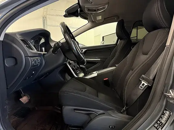 Volvo V60 2017 photo 3