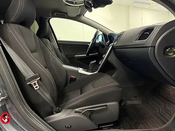 Volvo V60 2017 photo 4