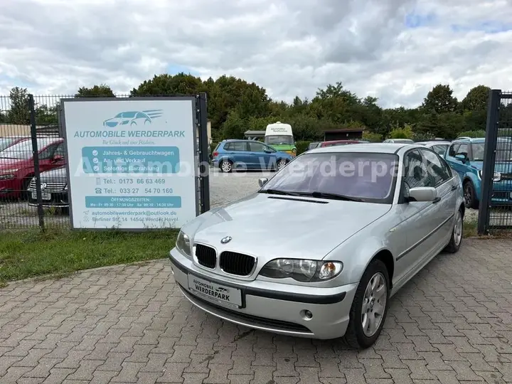 BMW 318I