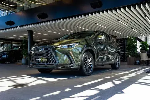 Lexus Nx 450H+