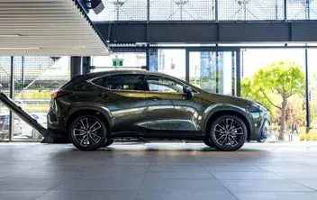 Lexus Nx 450H+ 2025 photo 3