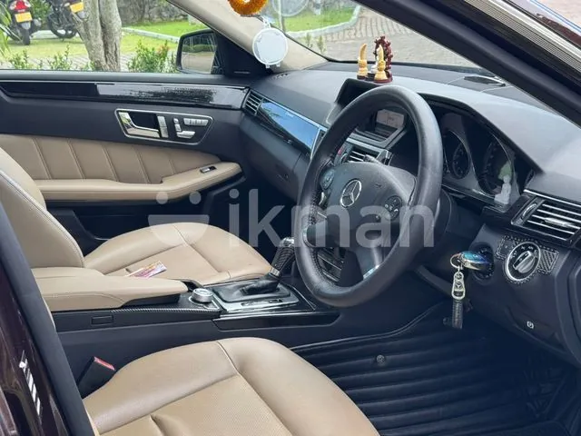 Mercedes-Benz E200 2011 photo 5