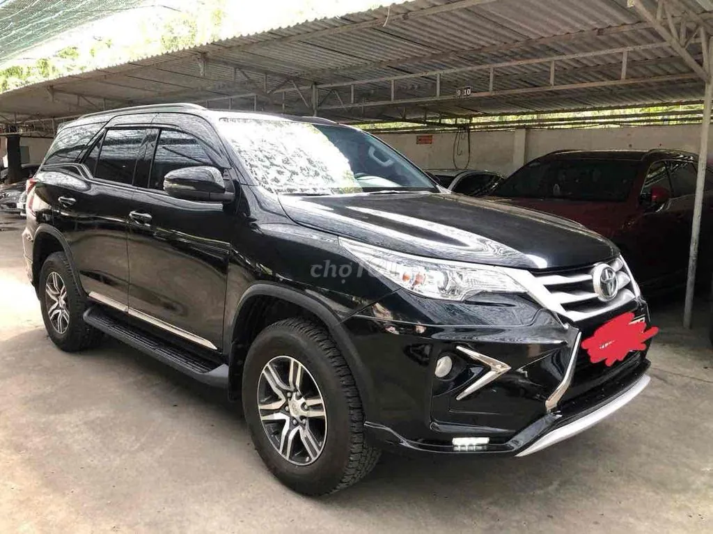 Toyota Fortuner 2018 photo 4