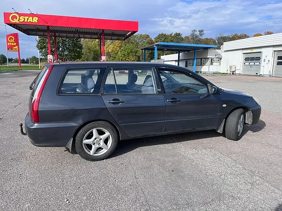 Mitsubishi Lancer 2004 photo 4