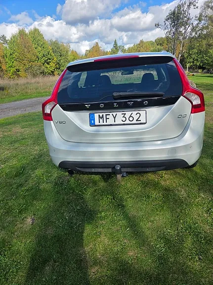 Volvo V60 2012 photo 4