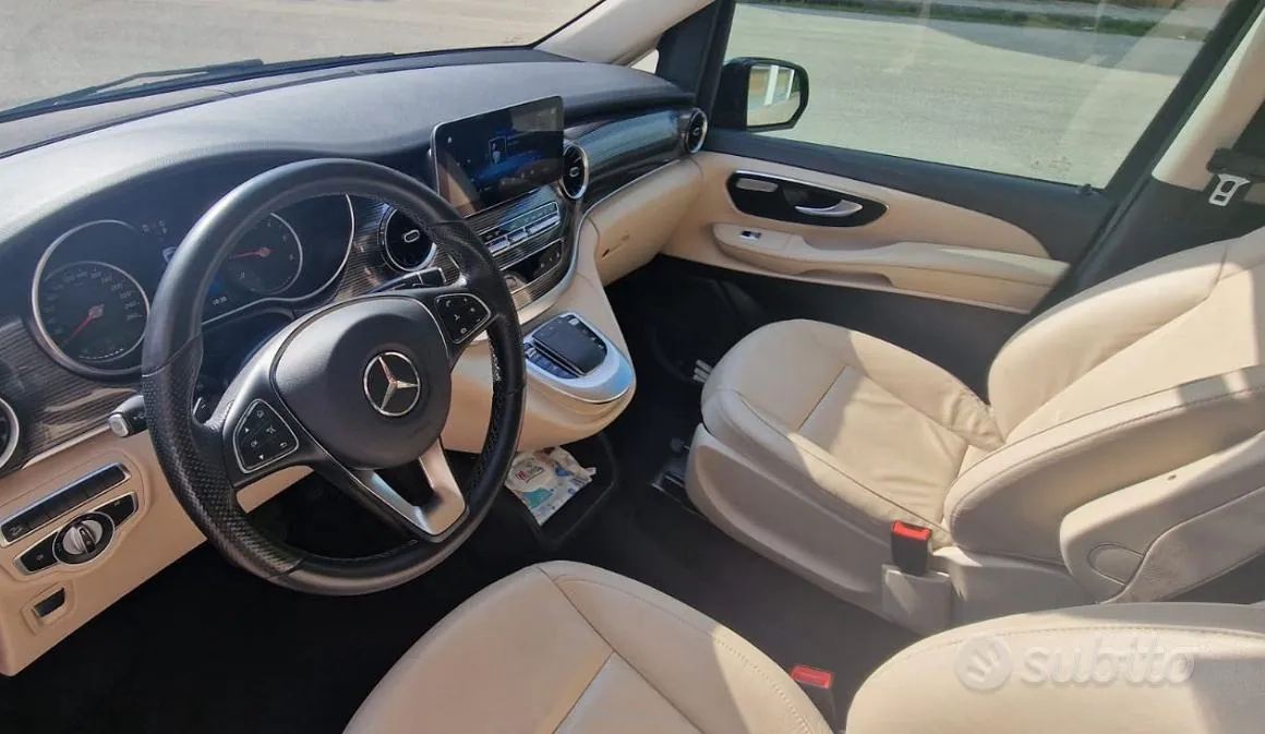 Mercedes-Benz V300 2022 photo 3