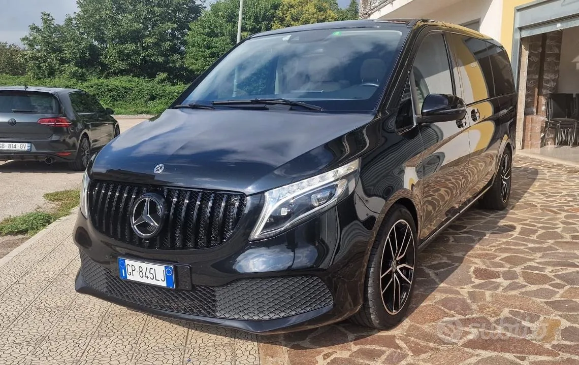 Mercedes-Benz V300