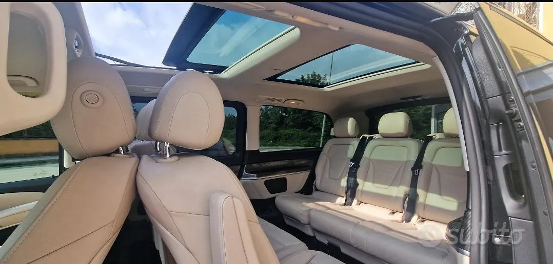 Mercedes-Benz V300 2022 photo 5