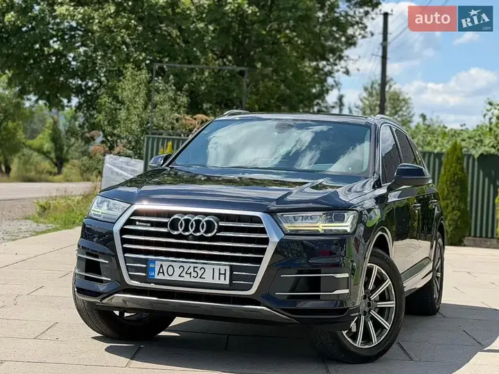 Audi Q7 2016 photo 2