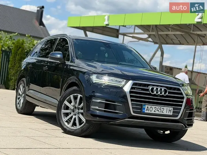 Audi Q7 2016 photo 5