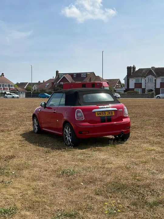 Mini Convertible 2009 photo 4