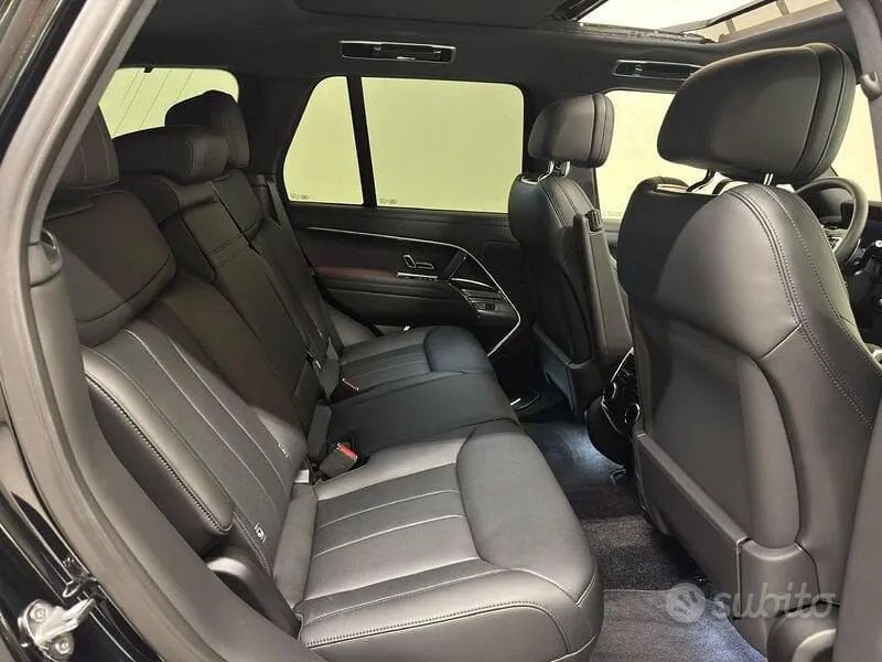 Land Rover Range Rover 2026 photo 5